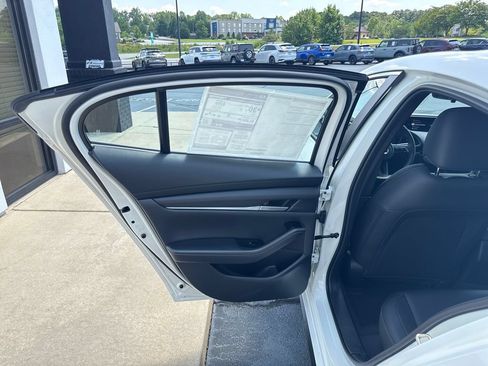 New 2026 MAZDA MAZDA3 2.5 S Sedan w/ Preferred Pkg FWD image 20