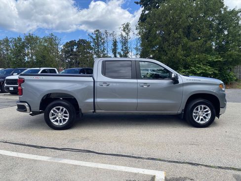Used 2023 Chevrolet Silverado 1500 LT AWD/4WD image 8