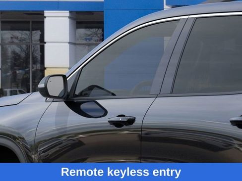 New 2026 Chevrolet Traverse LT w/ Driver Confidence Package image 13