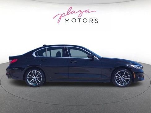 Used 2019 BMW 330i xDrive Sedan w/ Driving Assistance Package AWD/4WD image 4