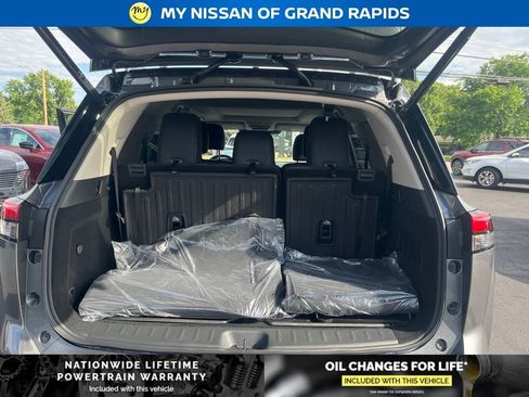 New 2026 Nissan Pathfinder Platinum w/ Cargo Package AWD/4WD image 24