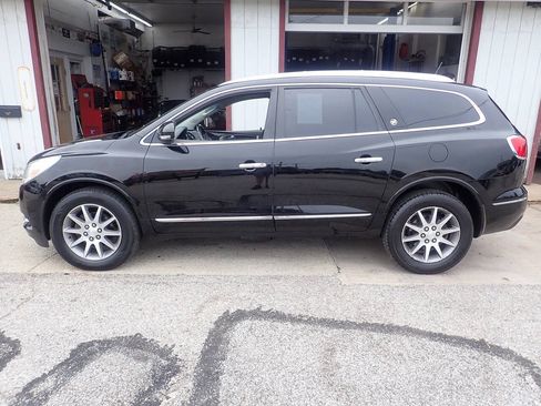 Used 2017 Buick Enclave Convenience FWD image 17