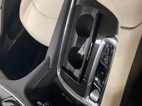 Used 2023 Buick Enclave Essence w/ Experience Buick Package image 17