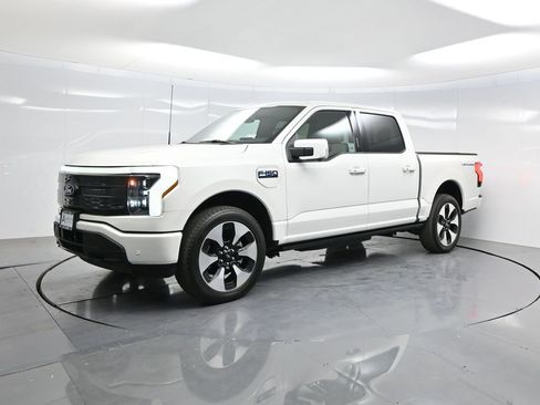 Used 2024 Ford F150 Lightning Platinum AWD/4WD image 59