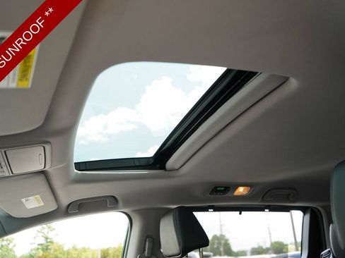 Used 2022 Honda Odyssey EX-L image 12