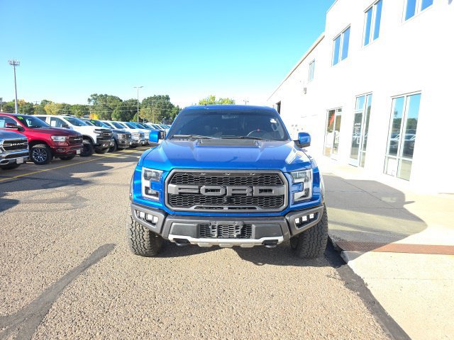 Used 2018 Ford F150 Raptor w/ Equipment Group 802A Luxury AWD/4WD image 2