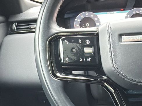 Used 2025 Land Rover Range Rover Velar Dynamic SE image 16