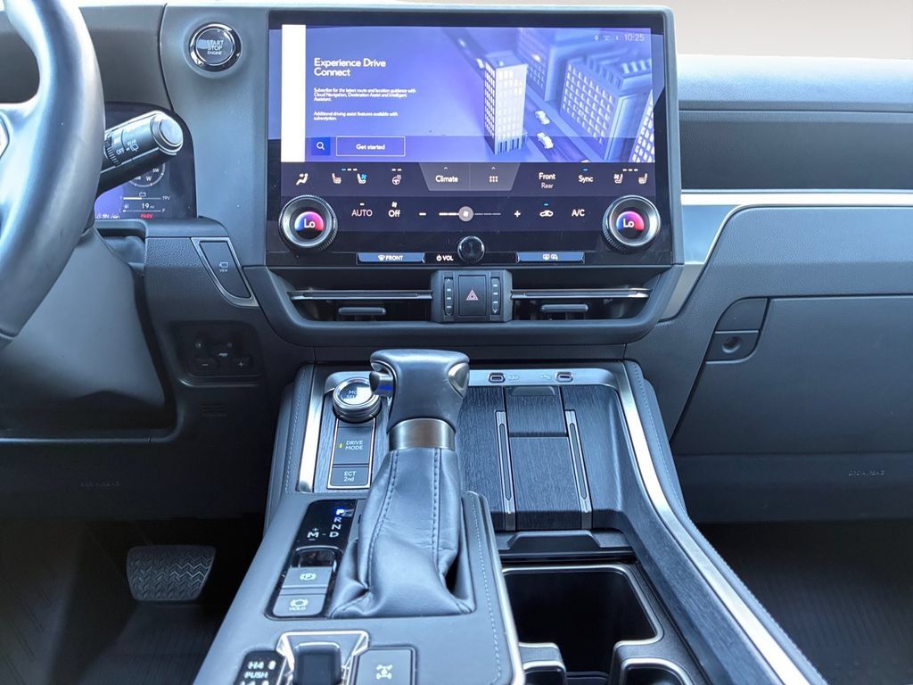 Used 2024 Lexus GX 550 w/ Accessory Package (2T) AWD/4WD image 11