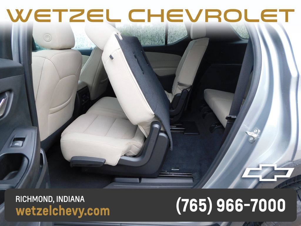 Certified 2023 Chevrolet Traverse LS FWD image 29