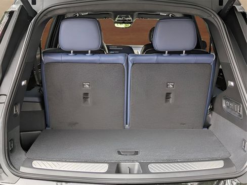 New 2026 Cadillac Vistiq Premium Luxury image 6