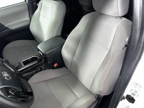 Used 2023 Toyota Tacoma SR RWD image 15