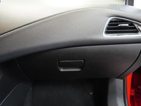 Used 2016 Chevrolet Cruze LT FWD image 33
