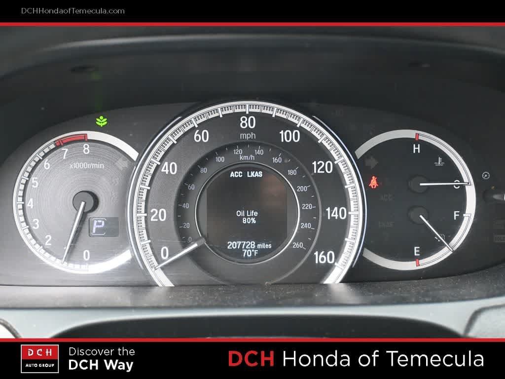 Used 2017 Honda Accord Touring image 8