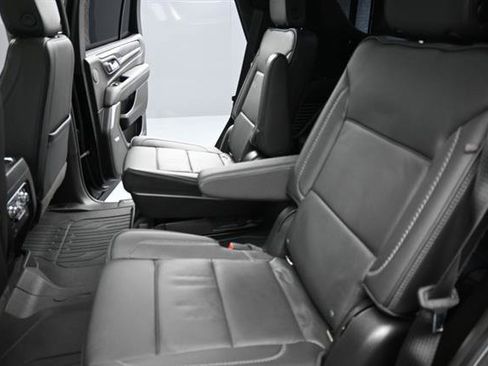 Used 2022 GMC Yukon Denali w/ Max Trailering Package RWD image 17