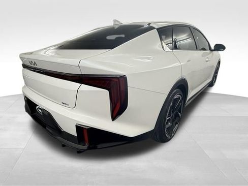 Used 2025 Kia K4 GT-Line w/ GT-Line Sunroof Package image 9