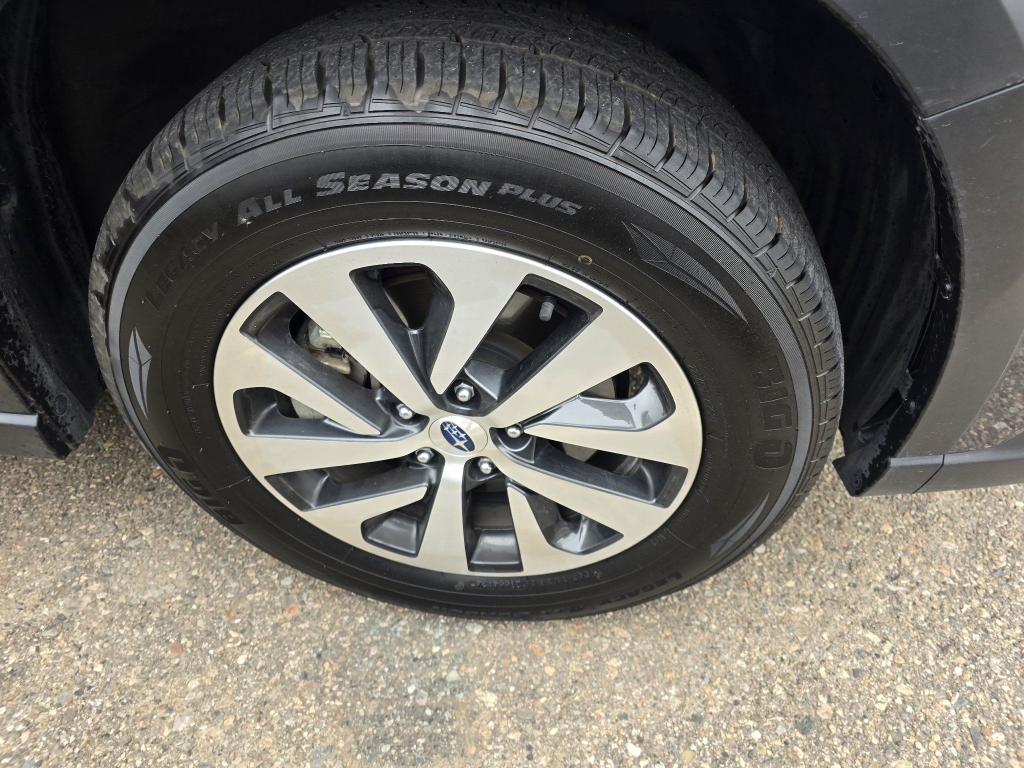 Used 2024 Subaru Outback Premium AWD/4WD image 19