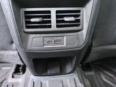 Used 2024 Chevrolet Colorado ZR2 w/ ZR2 Convenience Package III AWD/4WD image 32