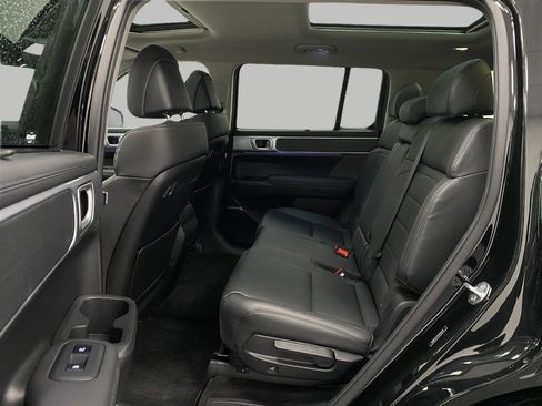 Used 2025 Hyundai Santa Fe Limited image 29