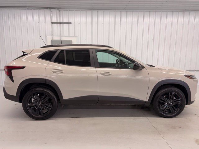 Used 2026 Chevrolet Trax ACTIV w/ Driver Confidence Package FWD image 6
