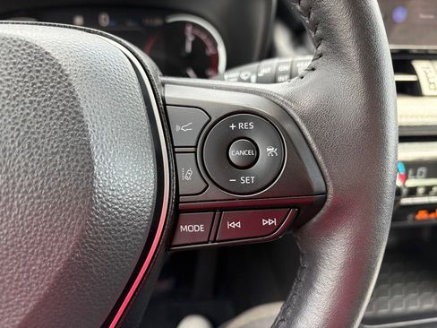 Certified 2025 Toyota RAV4 XLE Premium AWD/4WD image 19