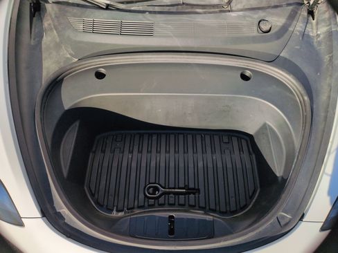 Used 2022 Tesla Model 3 Performance image 32