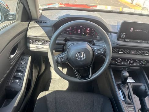 Used 2024 Honda Accord EX image 3