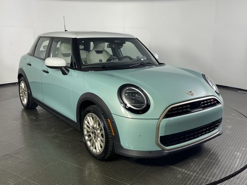 Used 2026 MINI Cooper S FWD image 3