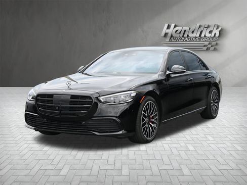 Used 2021 Mercedes-Benz S 580 4MATIC Sedan image 5