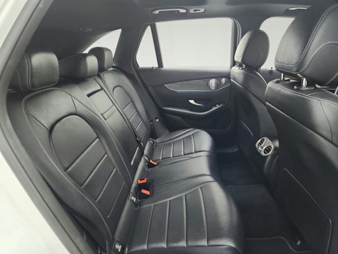 Used 2017 Mercedes-Benz GLC 300 4MATIC image 31