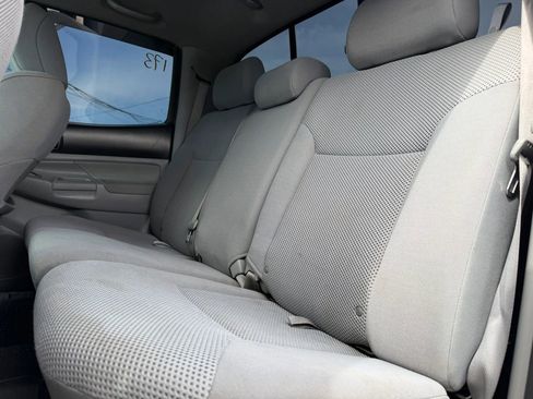 Used 2010 Toyota Tacoma PreRunner image 13