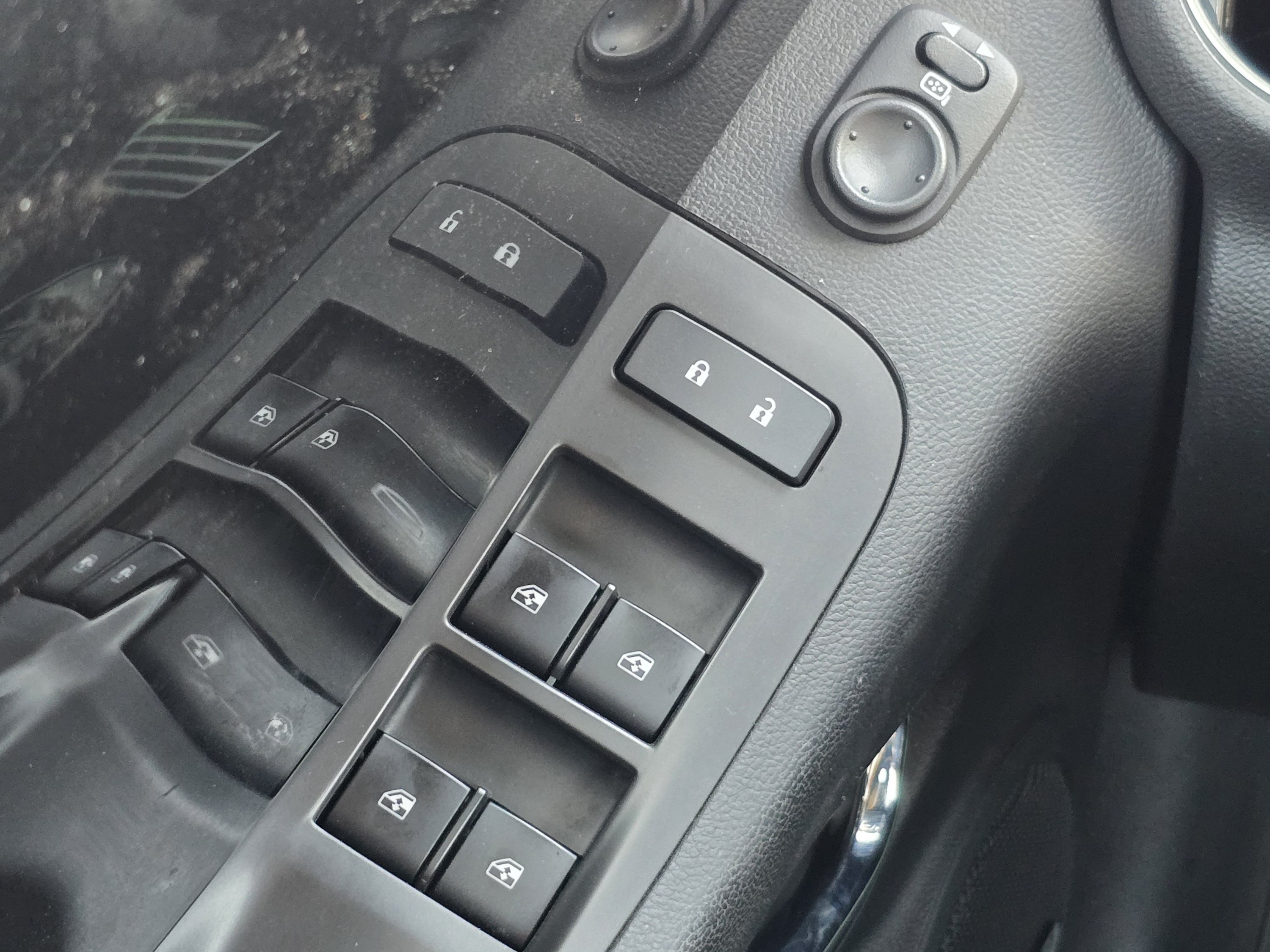 Used 2013 Chevrolet Camaro ZL1 RWD image 32