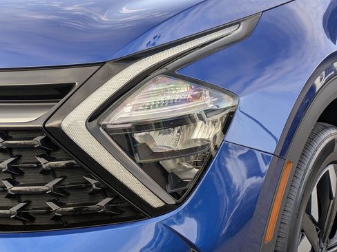 Certified 2023 Kia Sportage X-Line w/ X-Line Premium Package image 7