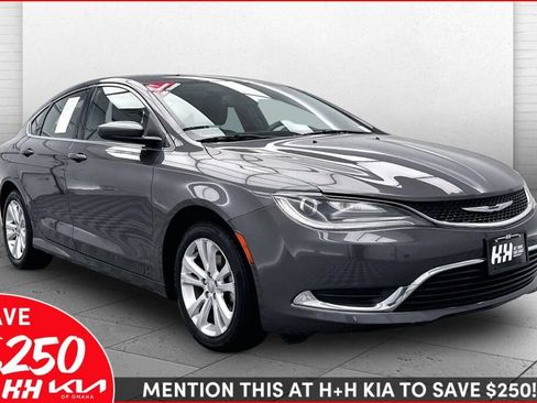 Used 2015 Chrysler 200 Limited w/ Convenience Group FWD image 1