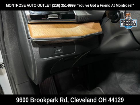 Used 2024 Volvo XC90 B6 Plus image 16