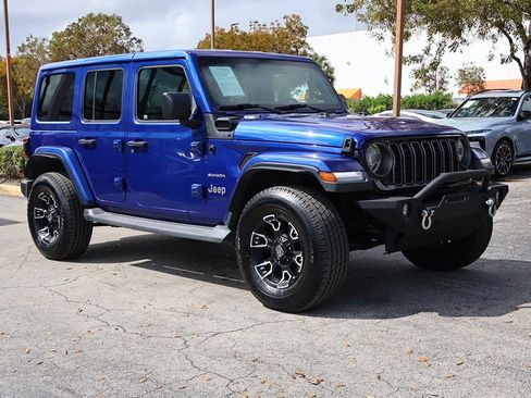 Used 2019 Jeep Wrangler Unlimited Sahara AWD/4WD image 49