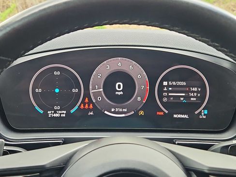 Certified 2024 Porsche Cayenne AWD/4WD image 26