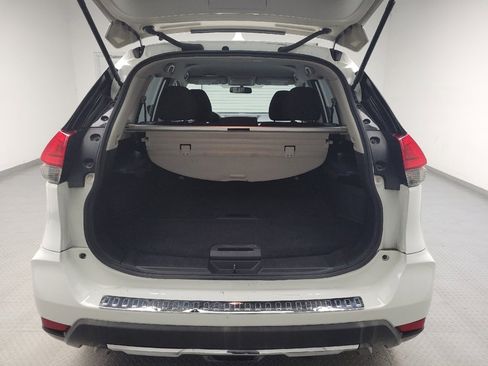 Used 2017 Nissan Rogue S FWD image 29