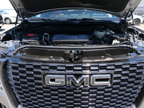 Used 2024 GMC Yukon Denali Ultimate AWD/4WD image 30