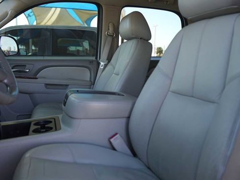 Used 2013 GMC Yukon SLT image 11