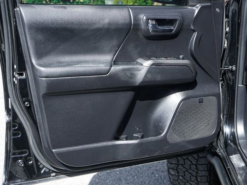 Used 2020 Toyota Tacoma TRD Pro image 17