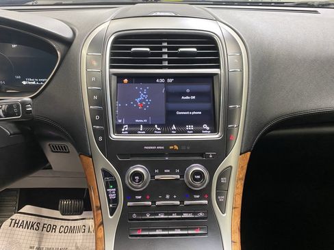 Used 2019 Lincoln Nautilus Select w/ Class II Trailer Tow Package image 26