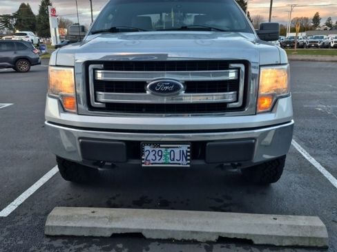 Used 2013 Ford F150 XLT w/ Trailer Tow Pkg image 3