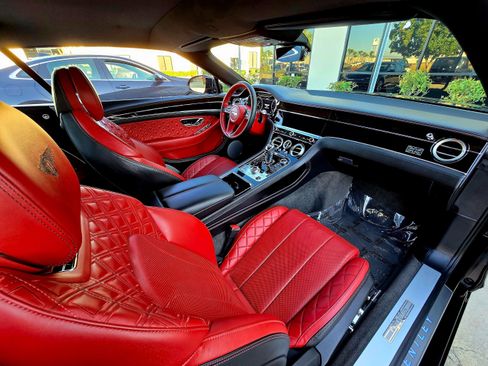Used 2020 Bentley Continental GT w/ First Edition Specification image 41