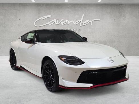 New 2026 Nissan Z Performance RWD image 2