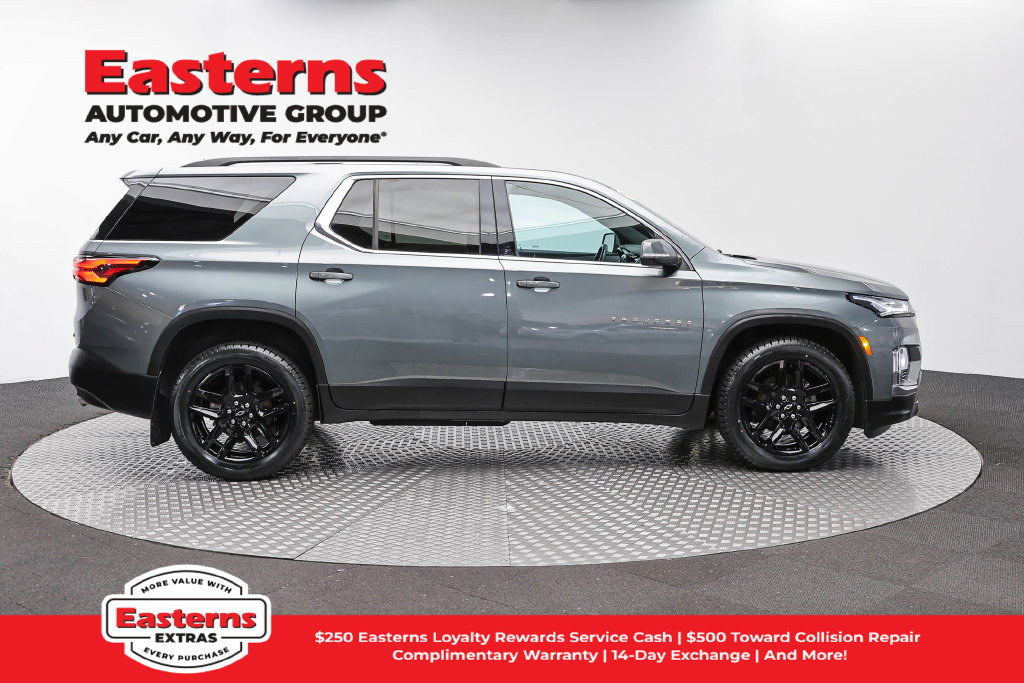 Used 2023 Chevrolet Traverse LT AWD/4WD image 5