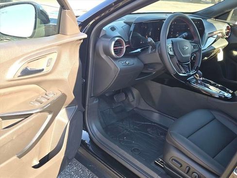 New 2026 Chevrolet Trax RS w/ Sunroof Package image 14