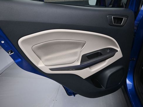 Used 2021 Ford EcoSport SE w/ SE Convenience Package image 21