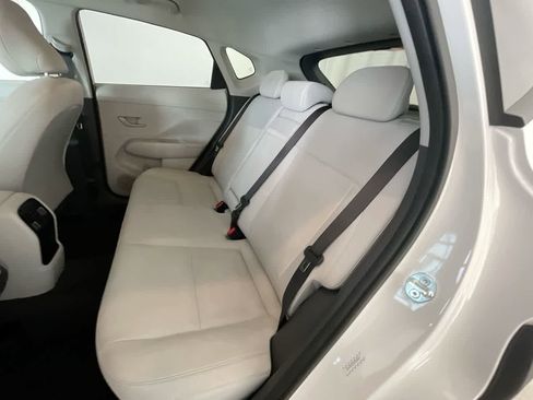 Used 2025 Hyundai Kona SEL image 22