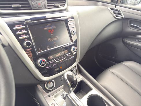 Certified 2024 Nissan Murano SV w/ SV Midnight Edition Package AWD/4WD image 21