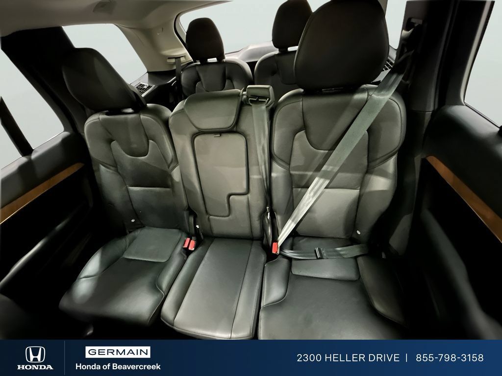 Used 2021 Volvo XC90 T6 Momentum w/ Climate Package AWD/4WD image 24